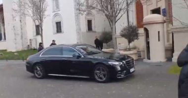 Rama takim me punonjësit e bashkisë/ Tiranë, kryeministri takon pasdite edhe këshilltarët e majtë