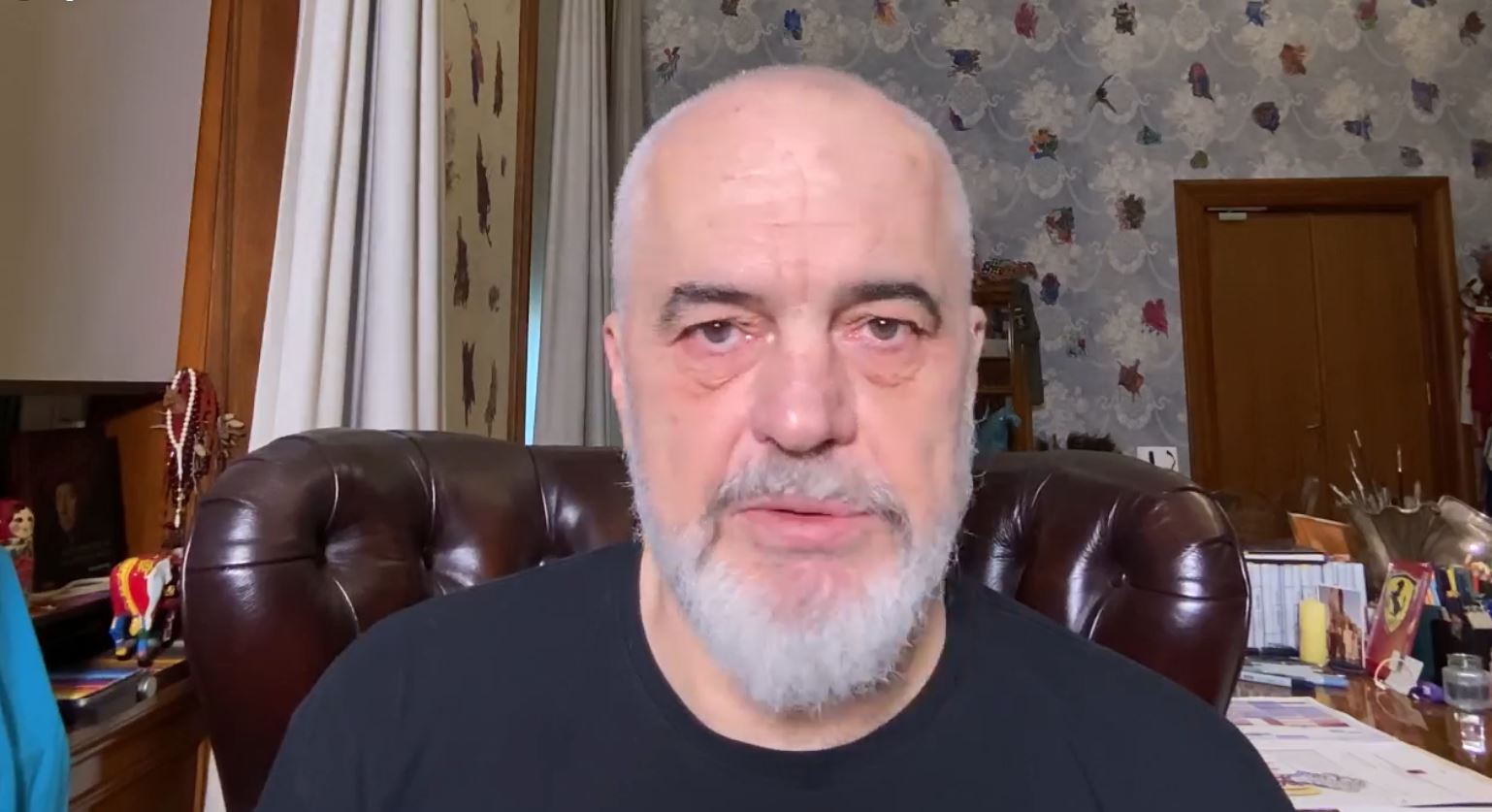 “PS, e vetmja parti që lufton për të bërë shtet”, Rama iu përgjigjet komentuesve: Të krahasosh Shqipërinë e sotme me të një dekade më parë…