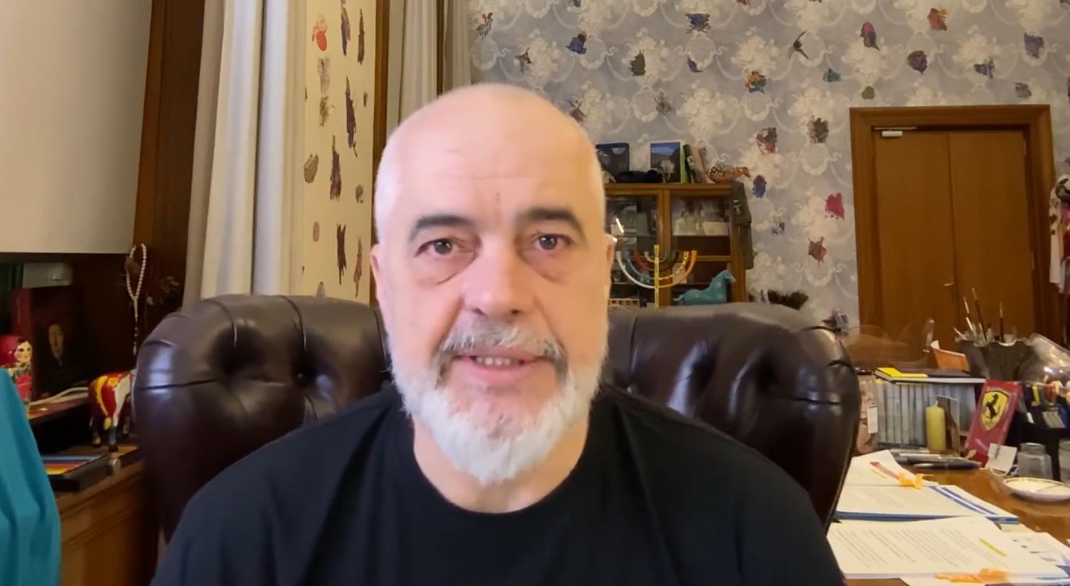 “Nëse ka drejtor hipoteke që kërkon 3 mijë euro…”, Rama-komentuesve: Denonconi te unë, vendosini emër e figurë