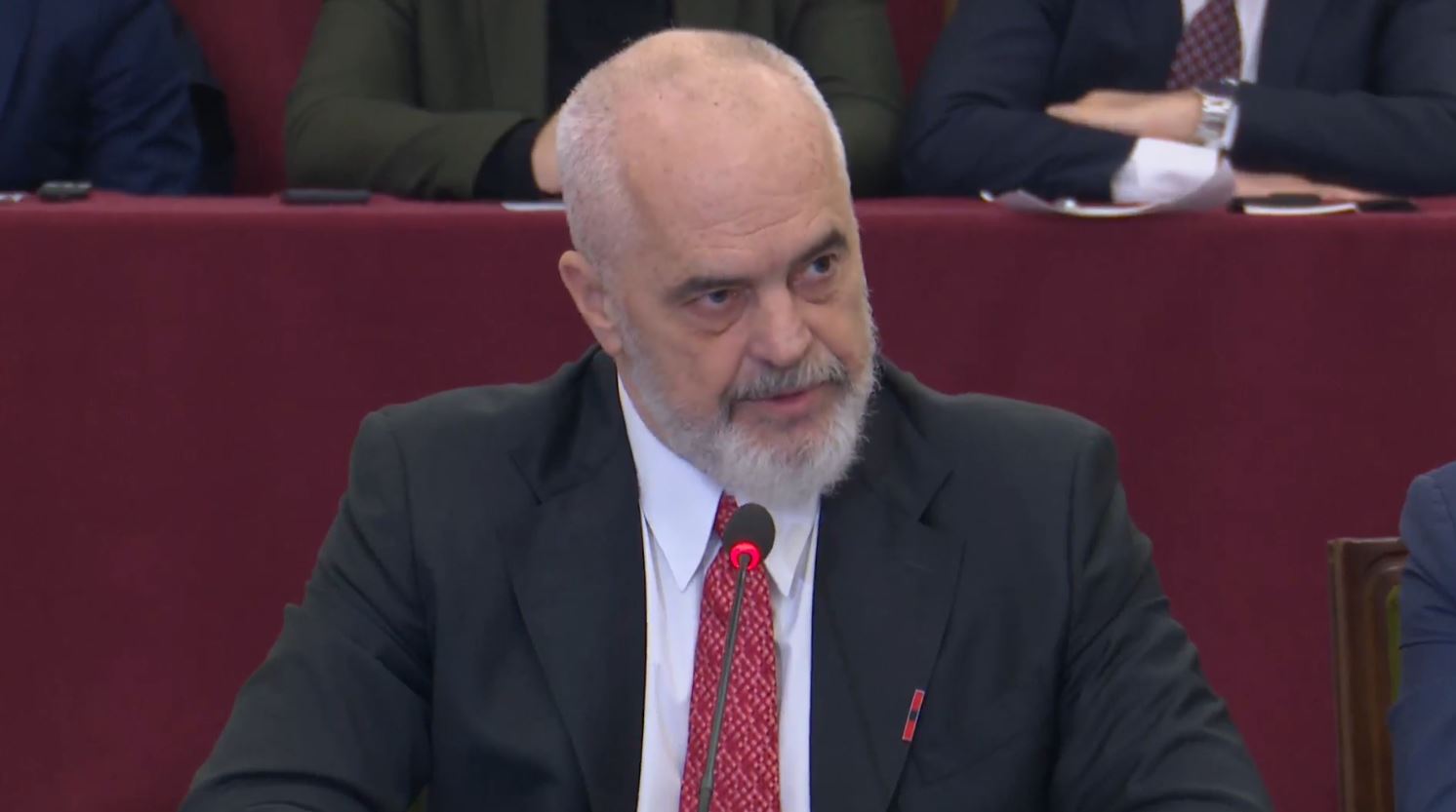 “SPAK, jo redaksi lajmesh”, Rama: Ku ka korrupsion, të përdoret shpata! E kemi ngritur si mjet për të luftuar korrupsionin brenda dhe jashtë nesh