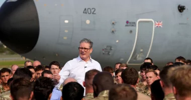 Britania e gatshme për të vendosur forca ushtarake në Ukrainë