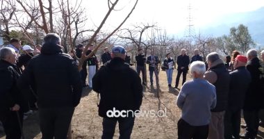 Toka kërkon “analiza”/ Ekspertët: Fermerët orientohen për kulturat që duhet të mbjellin