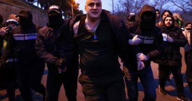 Protestat anti-qeveritare në Gjeorgji/ Policia arreston dy liderë të opozitës