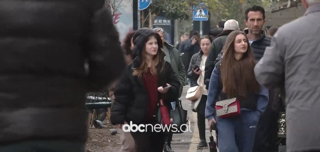 Vajzat, shënjestër e dhunës…online/ Specialistët: Janë rritur denoncimet, të konsiderohet krim