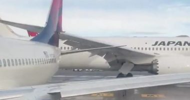 Dy aeroplanë përplasen në pistën e aeroportit të Seattle