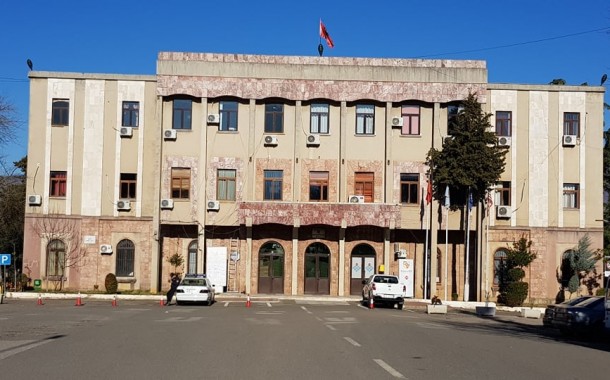 Mblidhet këshilli bashkiak i Matit, komandohet kryetari i ri pas dorëheqjes së Agron Malajt