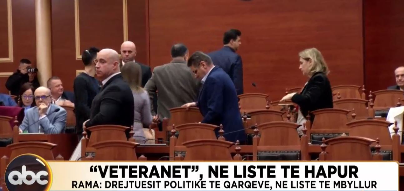 “Veteranët”, në listë të hapur/ Rama: Drejtuesit politikë të qarqeve, në listë të mbyllur