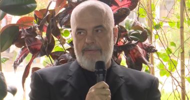 “Ditë pas dite gryka e “Tik Tok” do ngushtohet”, Rama me mësuesit: Brenda 15 ditësh duhet të jetë “black out”