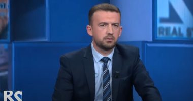 Ku është La Civita? Dhuli: Një konsulent kaq i madh s’mund të vijë dhe të vendoset në një zyrë me Alfred Lelën dhe Floriana Garon