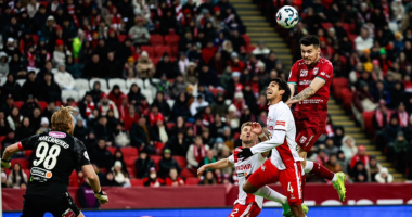 Daku, rekord me “gjilpëra”/ Sulmuesi kuqezi shqetëson fort Kombëtaren