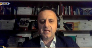 Kurti në grackë, tallet e gjithë Kosova/ Juristi: Nëse ka ndarë informacione sekrete, Kurti duhet të ndiqet penalisht