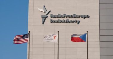 Trump nënshkruan urdhër ekzekutiv për shkurtime të mëdha në shtatë agjenci