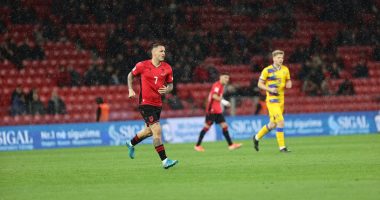 Manja kthehet “bomber”/ Sulmuesi kuqezi shënon dy gola, Sivaspor barazon 2-2