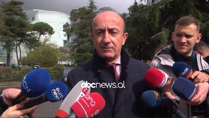 Reagime për listat/ Sula: S’mund të lejoja të “përdhunohesha” në PD. Tabaku: Çdo betejë e kam fituar me punë