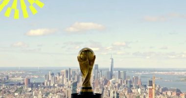 Botërori “made in USA”/ FIFA imiton “Superbowl”, spektakël në pushimin e finales