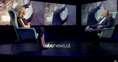 Të gdhendësh identitetin kombëtar/ Emanuel Koko: I jap formë kulturës tonë, na bën unik në botë