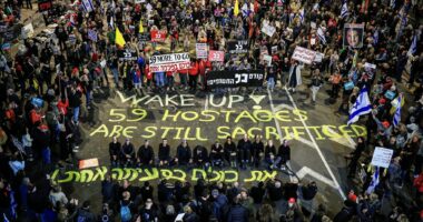 Izraeli dyshon se Hamasi mban peng 59 persona në Gaza