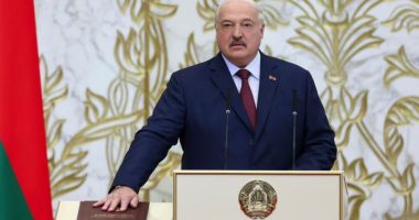 Lukashenko betohet për mandatin e shtatë, teksa sundimi i tij dënohet si antikushtetues