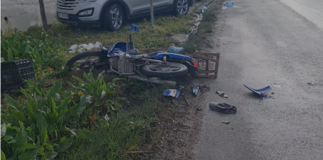 Aksident në aksin Fier-Petovë, plagoset drejtuesi i motorit