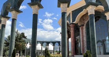 Rama uron besimtarët bektashinj: Gëzuar Ditën e Sulltan Nevruzit