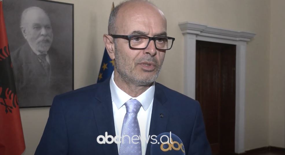 Petro Koçi tërhiqet nga gara zgjedhore: S’do jem në listë për deputet, por do punoj për PS