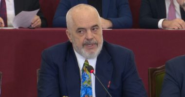 Rama mbledh grupin e PS: Zgjedhjet e 11 Majit zhvillohen në një kontekst të jashtëzakonshëm gjeopolitik. Kanë peshë të madhe për të ardhmen e vendit