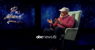 Jetësimi i qyeteve në skica/ Papastefani, “gjahtari” i arkitekturës së Tiranës, Beratit dhe Gjirokastrës në ‘Pas Mesnatë’