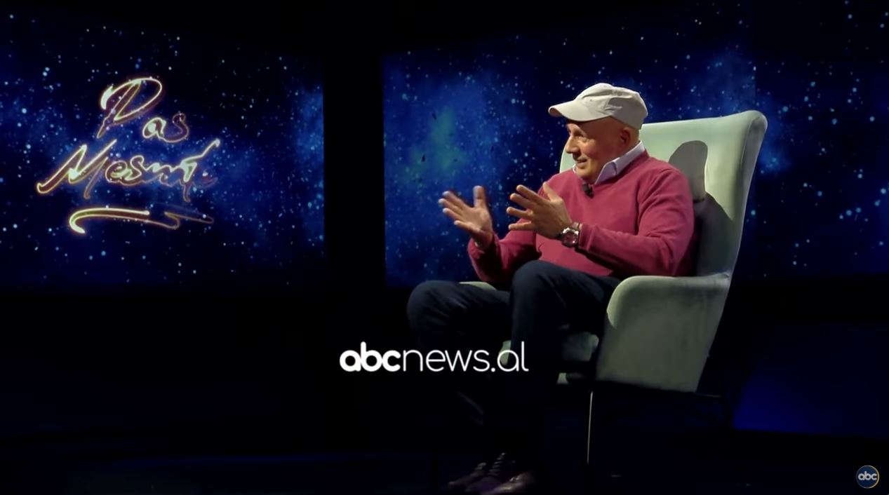 Jetësimi i qyeteve në skica/ Papastefani, “gjahtari” i arkitekturës së Tiranës, Beratit dhe Gjirokastrës në ‘Pas Mesnatë’