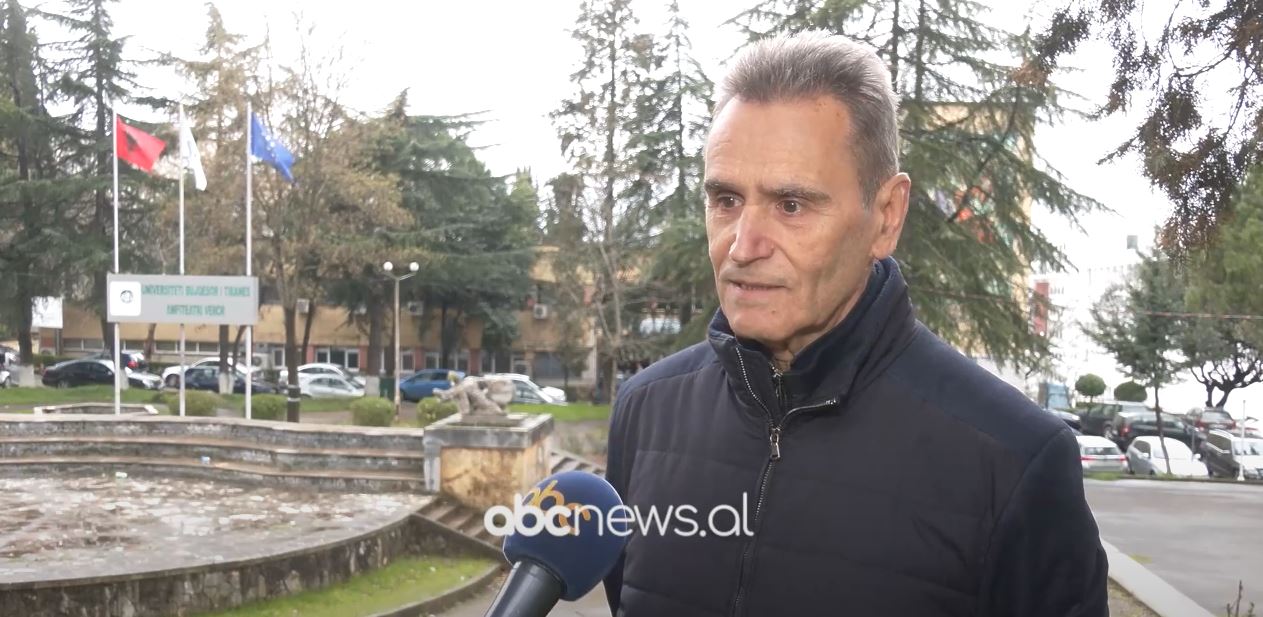 Student 71 vjeçar/ Rikthehet në auditor për master, 46 vite pas studimeve