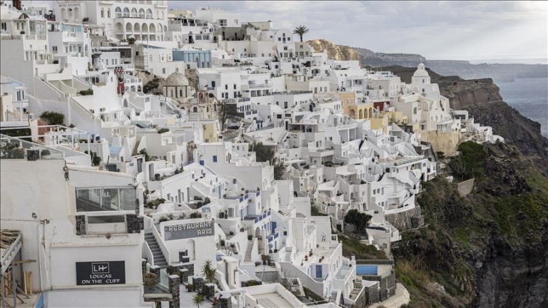 Aktivitetet sizmike boshatisin rrugët e destinacioneve turistike në Greqi