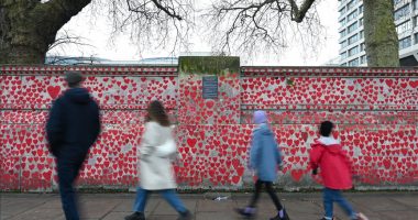 Britani e Madhe, përkujtohen qytetarët që humbën jetën nga COVID-19
