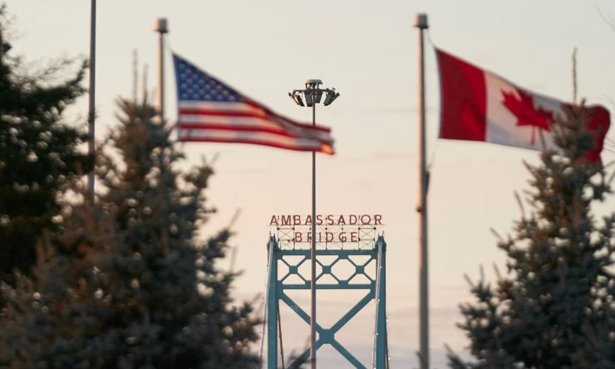 Trump ndalon dyfishimin e tarifës për metalet kanadeze pasi Ontario pezullon rritjen e çmimit të energjisë për Amerikën