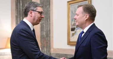 Vuçiç kërkon asosacionin/ Takon Sorensen: Prishtina po pengon dialogun