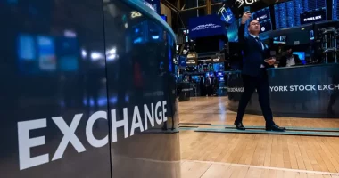 Ekonomia amerikane tkurret me 0.3 për qind