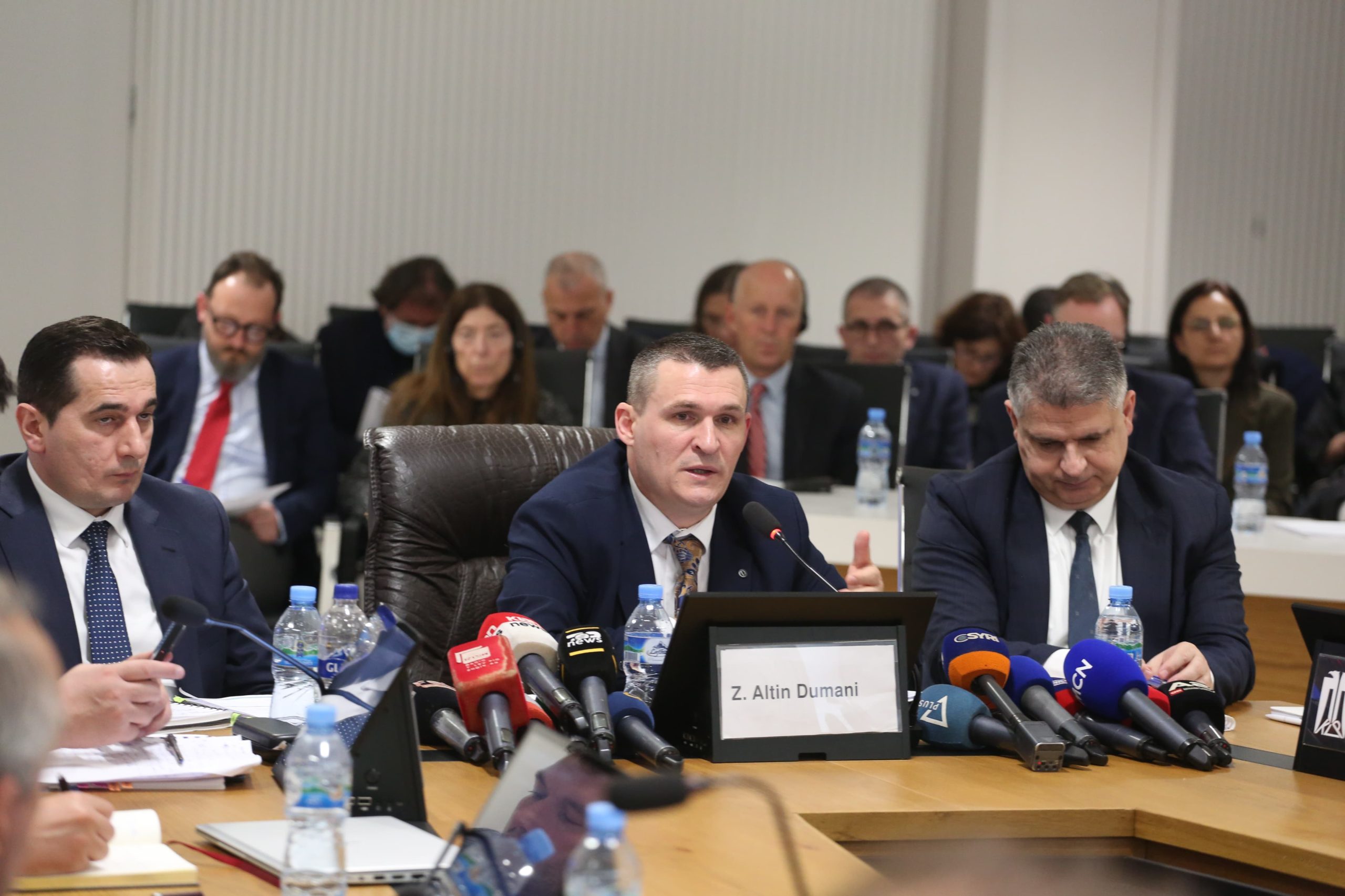 Hetimi i krimeve zgjedhore/ Dumani: Kanë nisur denoncimet e para