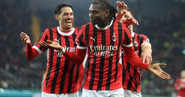 Milan rikthehet me “poker”/ Kuqezinjtë fitojnë 4-0 në Udine, shkëlqen Leao
