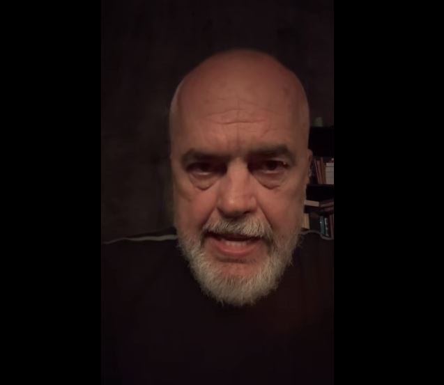 “Politikisht autik”,  ndjesa e Ramës/ “Të gabosh është njerëzore, të kërkosh ndjesë është burrërore”