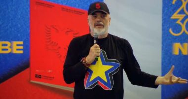 “Ua kemi borxh fëmijëve tanë”, Rama në Skrapar: Pasaportën e BE-së do ta marrim brenda kësaj dekade