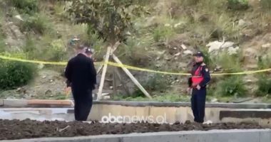 Pamjet nga vendngjarja/ Roja i objektit u gjet i vrarë në Vlorë, policia rrethon zonën