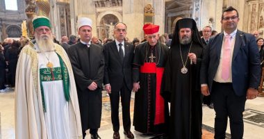 Vatikan/ Kreu i Komunitetit Mysliman Shqiptar homazhe në nder të Papa Françeskut: Lutemi që mesazhi i paqes të vazhdojë
