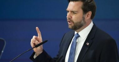 J.D. Vance: Marrëveshja me Iranin po stabilizon tregun e energjisë, bien çmimet e naftës në SHBA