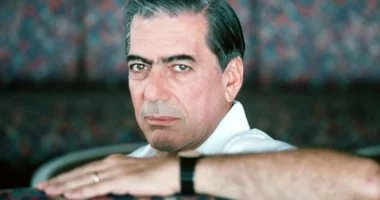 Ndahet nga jeta në moshën 89-vjeçare nobelisti i letërsisë, Mario Vargas Llosa