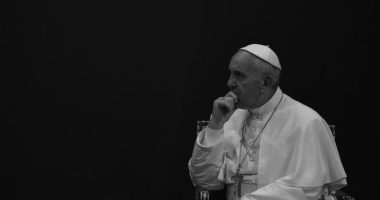 Liderët botërorë shprehin ngushëllimet për ndarjen nga jeta të Papa Françeksut