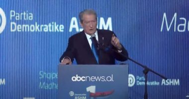 Berisha fushatë me Belerin/ Kreun e PD e kap entuziazmi në Selanik: Krenar për LaCivita