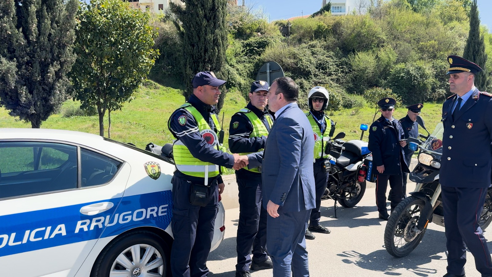 Sezoni turistik, masa në rrugë/ Monitorimi nga policia rrugore në ‘njollat e zeza’