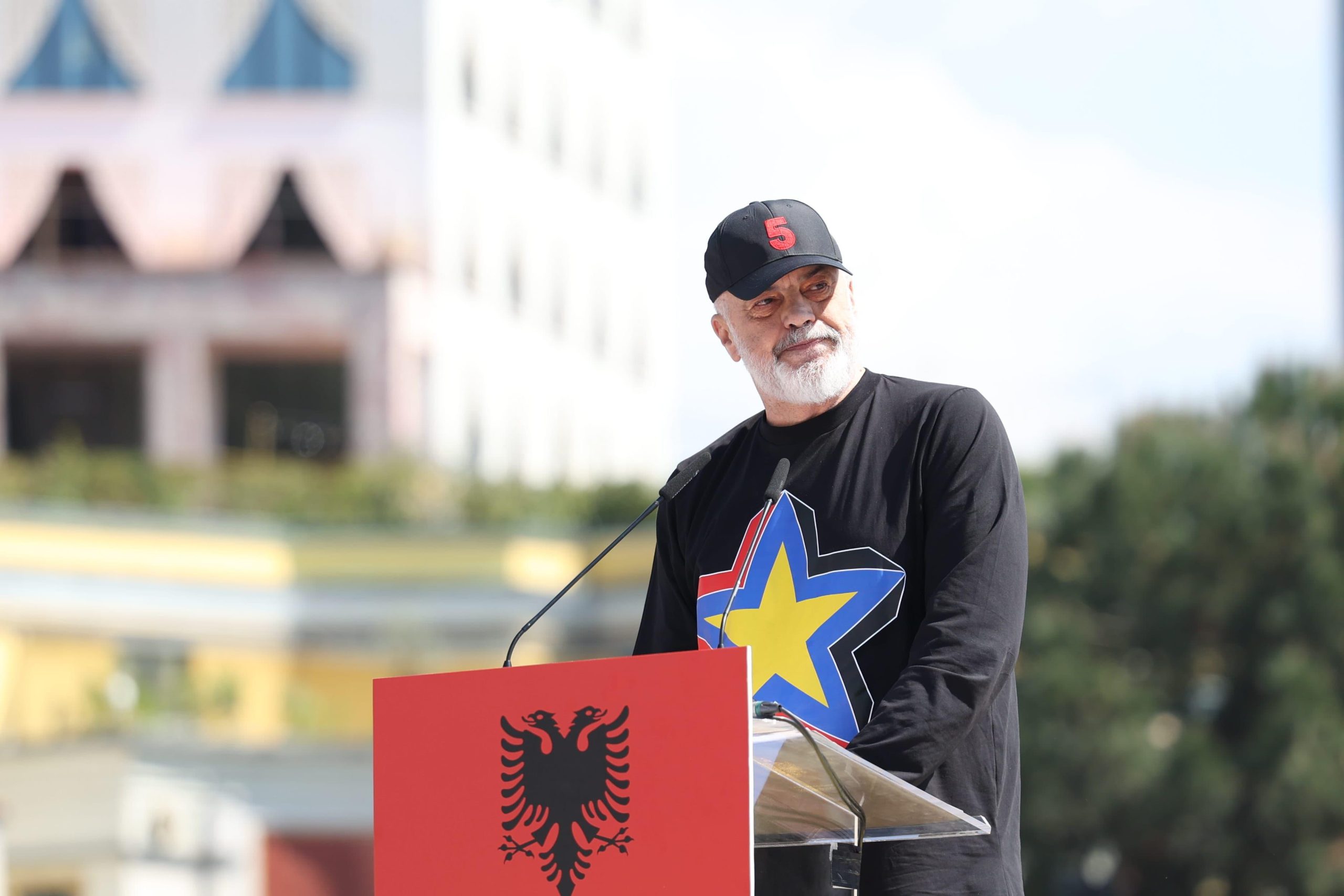 “Ngjisim në BE flamurin më të bukur në botë”, Rama: Europa na ka hapur portën dhe na ka vënë një afat