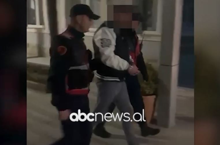 Në lokal me kokainë/ Vlorë, pranga 48-vjeçarit, gjenden edhe fishekë luftarakë