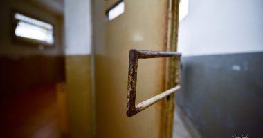 Franca përballet me një krizë të sigurisë në burgje