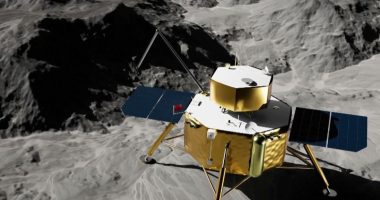 Shumë pak ujë në hënë/ Analizohen mostrat e sjella nga sonda kineze që u ul në anën e errët të satelitit