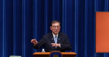 Kryeministri japonez i kërkon Trumpit të ‘rimendojë’ tarifat